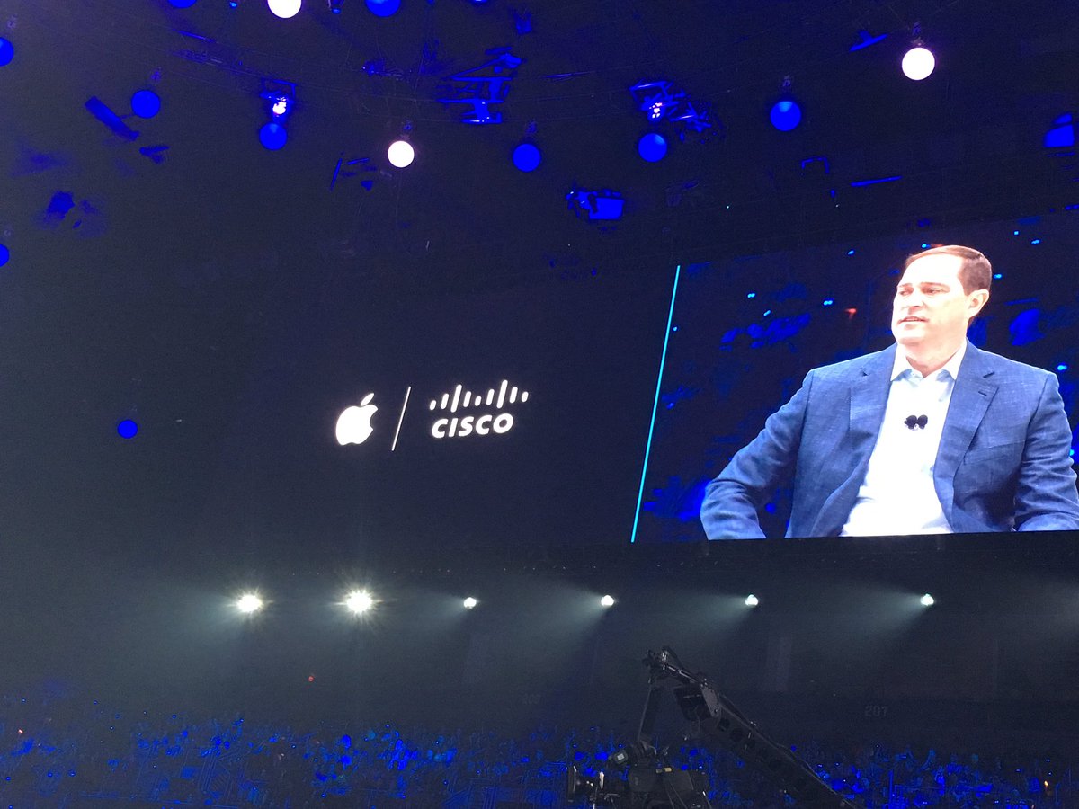 Inbar_lr's tweet photo. @tim_cook to @ChuckRobbins - we are developing things together that make users' lives easier #CLUS17 https://t.co/dTnqNQHpzC