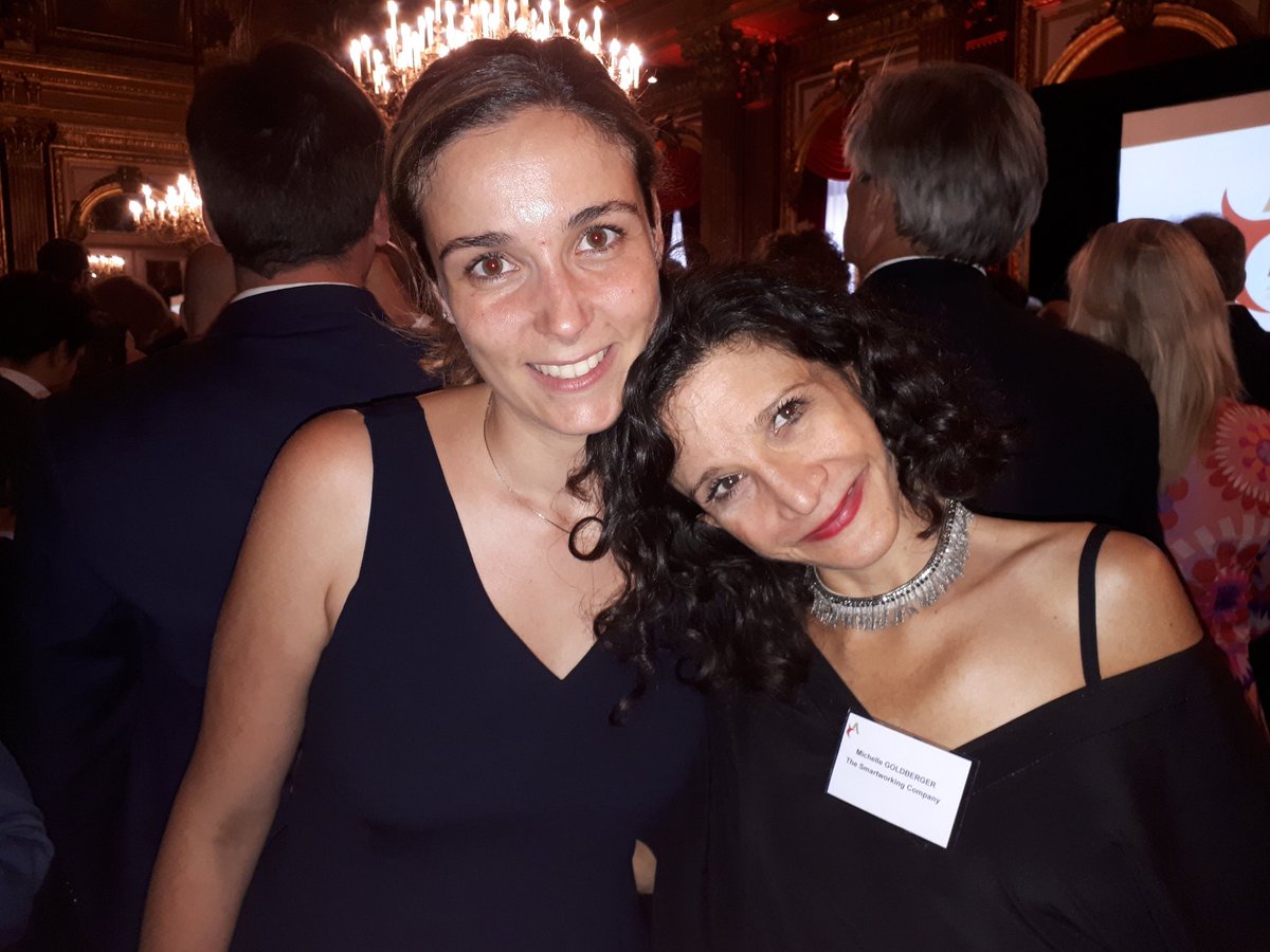 SmartworkingCo's tweet photo. With one of our fav @amchamfrance ladies - TY guilia, you are #zeebest 🌝 https://t.co/nUGHYuniH0