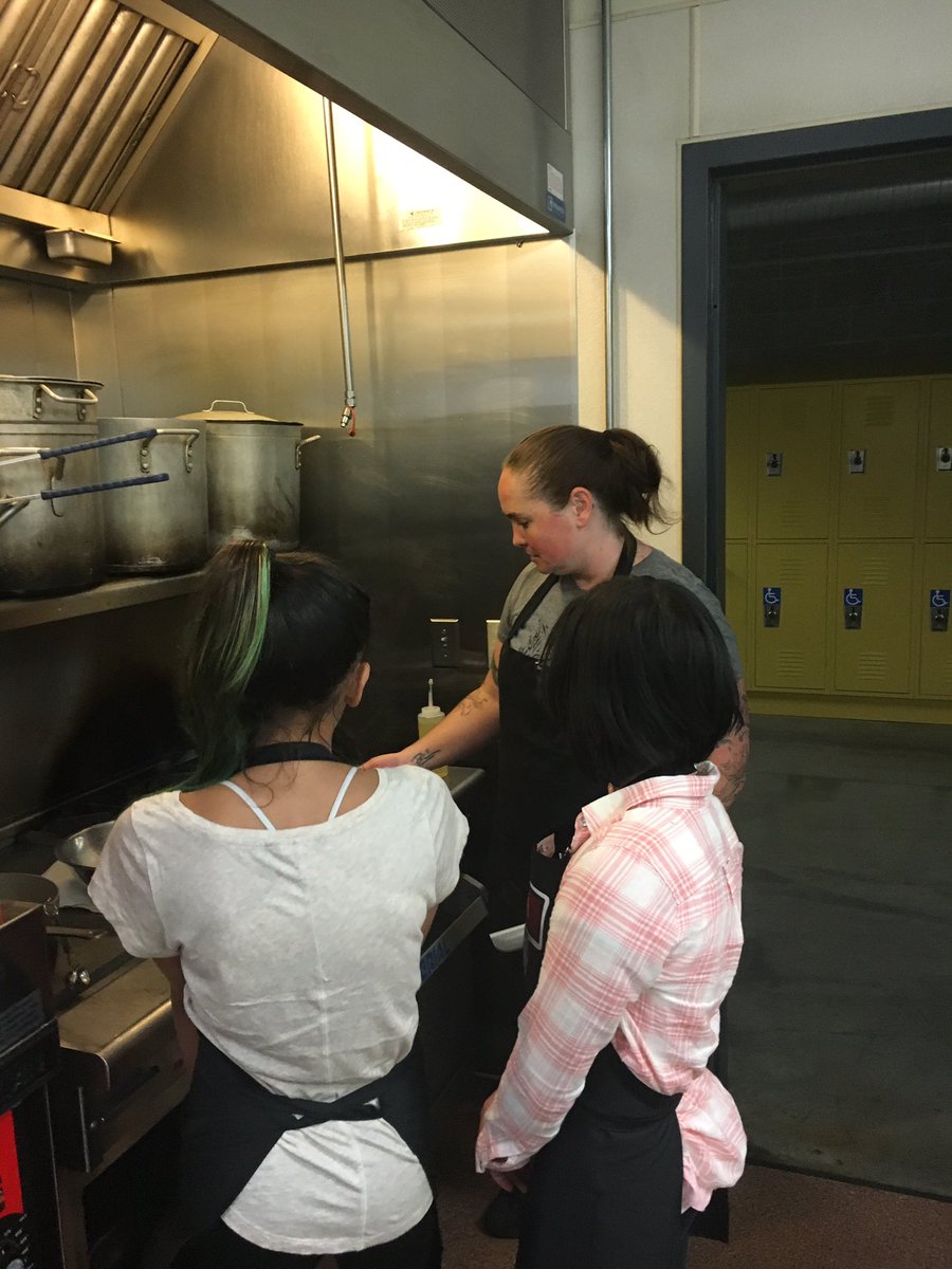 SAASFoodService's tweet image. Summer Program - Culinary Basics with Chef Robin underway.  Day 1: Kitchen Safety, Knife Skills and Egg Flipping!