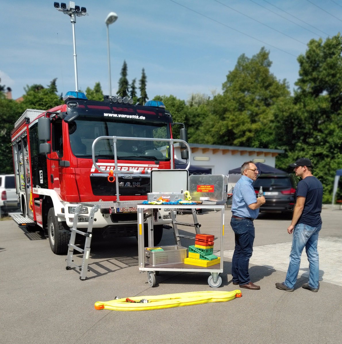 info_stablox's tweet photo. Hier noch ein paar Eindrücke von der Schlingmann-Tour 2017 mit der Wolfgang Jahn GmbH #Stablox #Multiblox #Kettenrettung #Allfix  #eDraulic https://t.co/uDBCLaHWZC