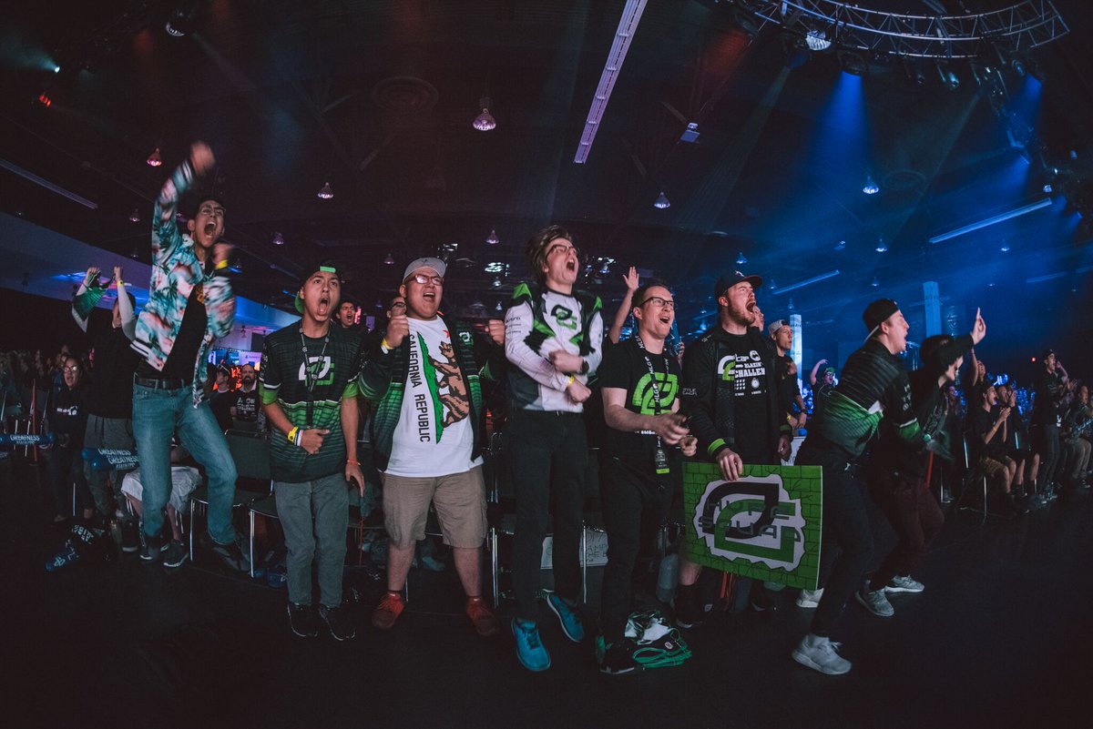 OpTic's tweet image. Shout out to the #OGHypeSquad #GREENWALL