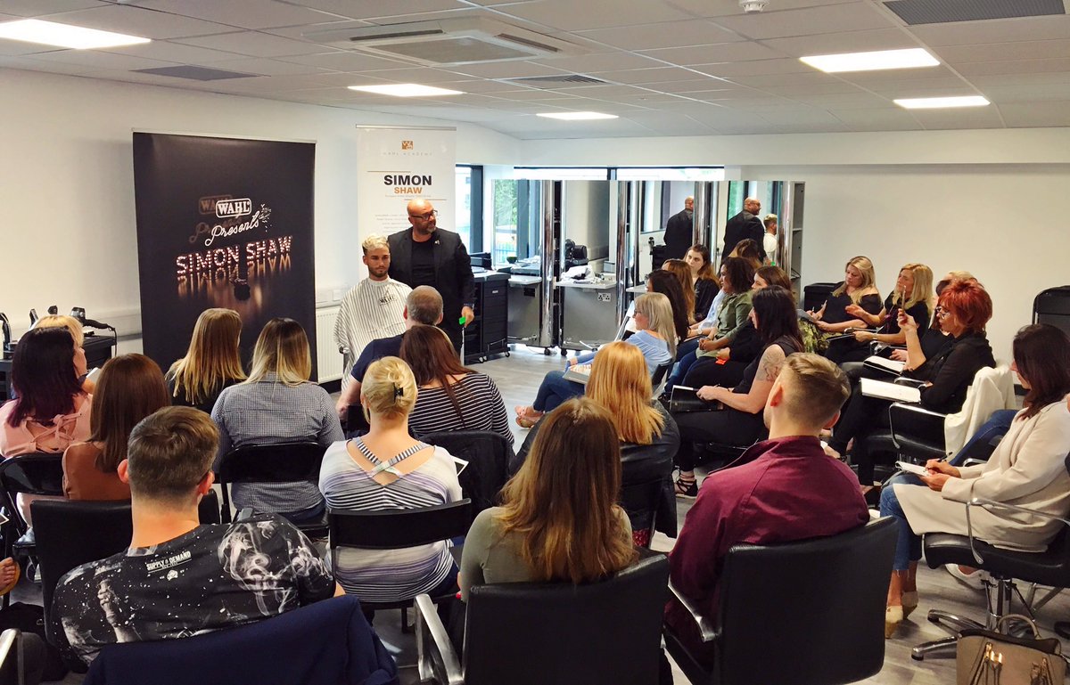 RayCompany1's tweet photo. Full house for Simon Shaw @WahlAcademy tonight in Darlington💈💇🏻‍♂️ https://t.co/fa8Gz3HFlh