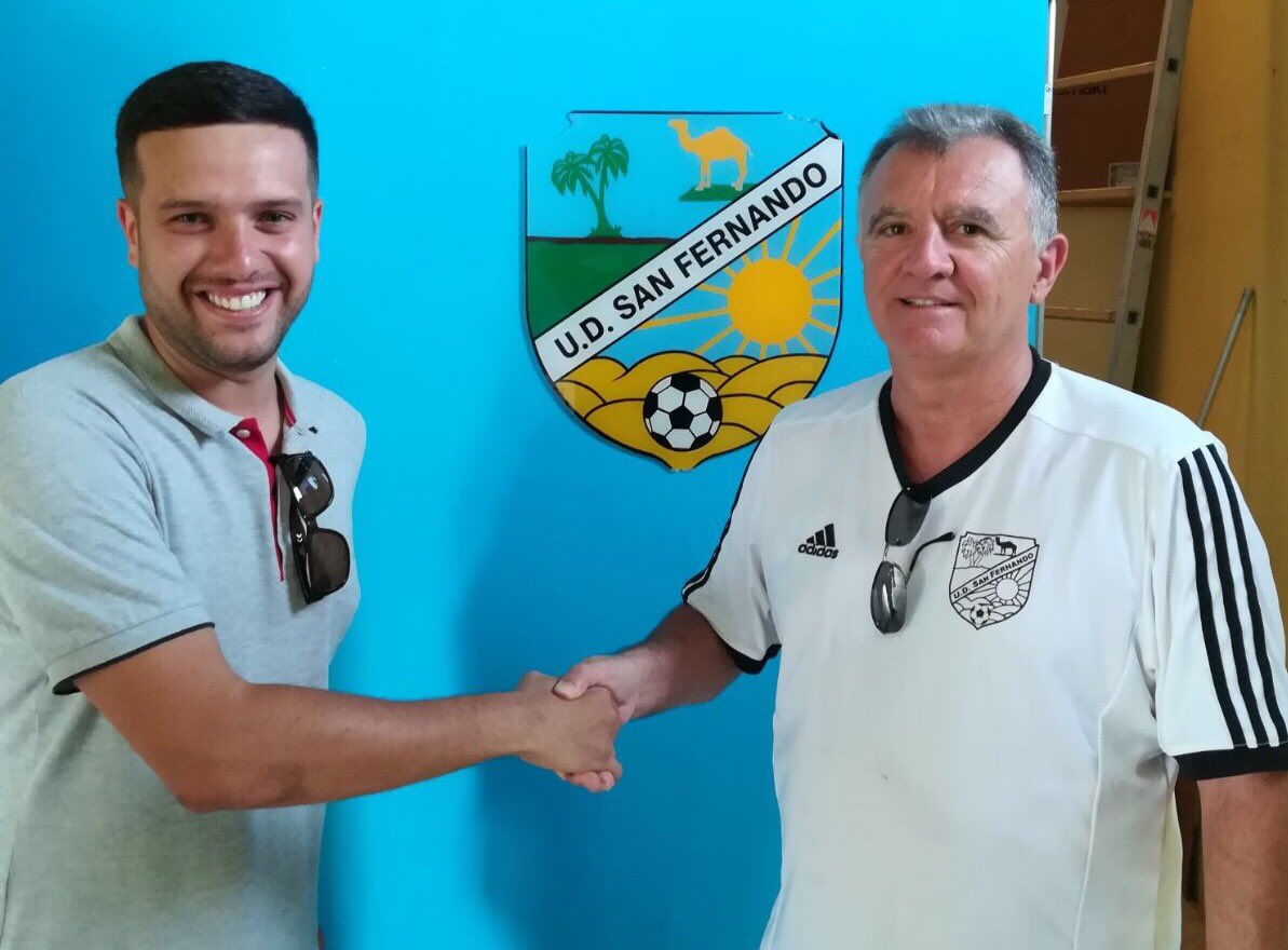 UDSANFERNANDO2's tweet image. COMUNICADO:
Entrenador para el Infantil Preferente.
Cristian López. 
BIENVENIDO CRISTIAN 👌⚽️💙. @AytoSBT @mdelasanta @Antonioleonrgue