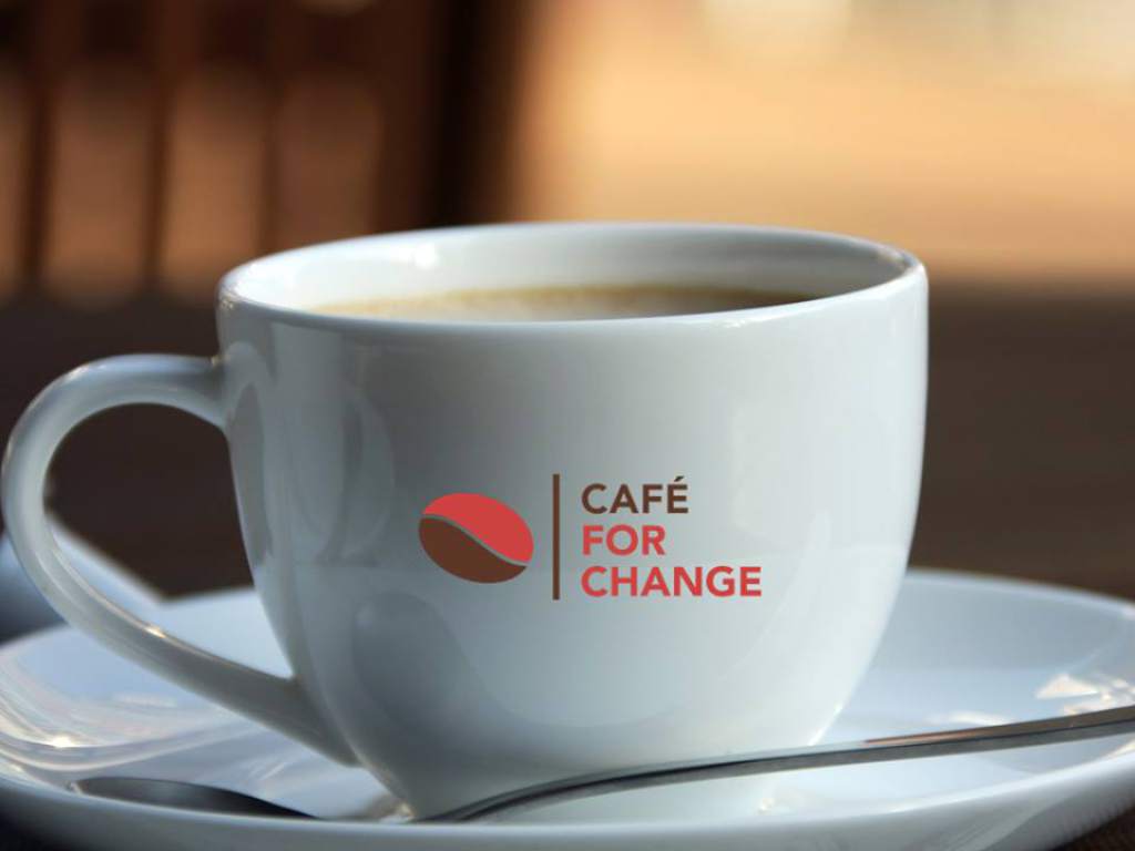pdgespanol's tweet photo. Surge iniciativa para que consumidores paguen $0.10 más por taza de #Café https://t.co/7VZyYVR5CN via @DiarioLaPrensa #CafeforChange https://t.co/Wr9YcEbFr8