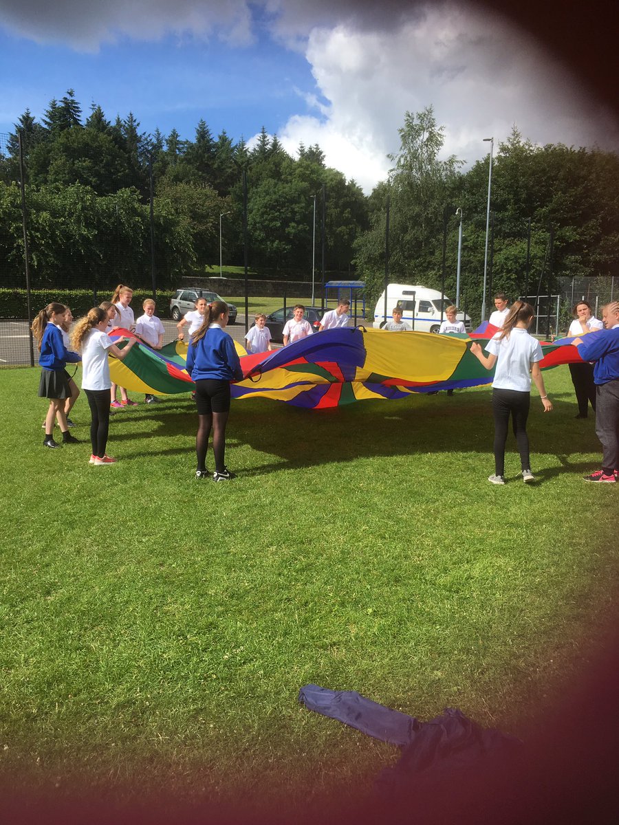 standrewshwb's tweet photo. Great last day with the P7's before they begin their new adventures at High School. Good luck to you all. I know you will be fantastic!! ⭐️ https://t.co/j4Yhqp1RVt