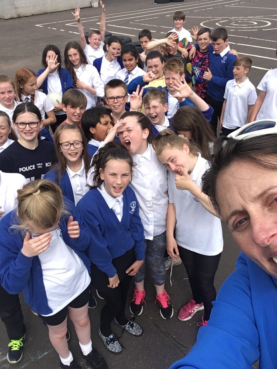 standrewshwb's tweet photo. Great last day with the P7's before they begin their new adventures at High School. Good luck to you all. I know you will be fantastic!! ⭐️ https://t.co/j4Yhqp1RVt