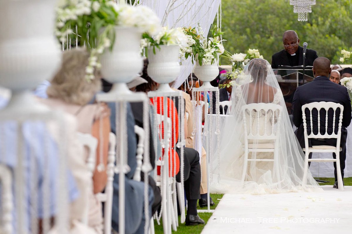 wheresmywedding's tweet photo. The classically landscaped gardens @summerplacesa are an idyllic location for your wedding.
📷Michael Tree Photography https://t.co/5OWGMR0rV8