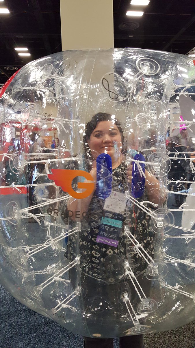 msmartinfixit's tweet photo. Which of my teachers would I give a free grading A.I. to if I win? #beyondthebubble #ISTE2017 https://t.co/syREHVZ4Ie