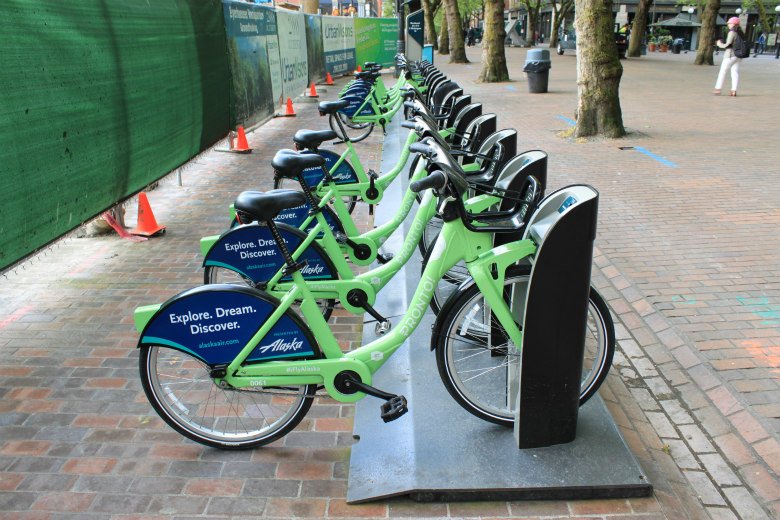 LAKEre's tweet photo. Bike Share Could Return to Seattle Sooner Than You Thought https://t.co/j0ztXxTf51 #SeattleBiking #Seattle #BikeShare https://t.co/cURzxAQwaL