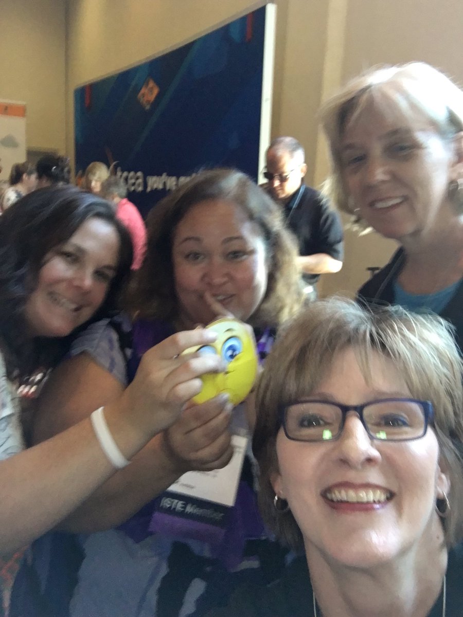 kitchenssaisd's tweet photo. Loving Classroom Icebreakers! #iste17 #tcea @diben https://t.co/Oxnvk8FU9o