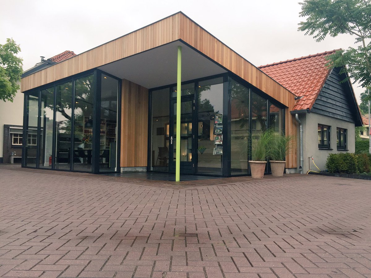 HoornBarneveld's tweet photo. Na een verbouwing van 6 maanden is ons nieuwe kantoor en tevens showroom klaar! Kom gezellig langs en bekijk het eindresultaat! #welkom https://t.co/GicQNPuwrA