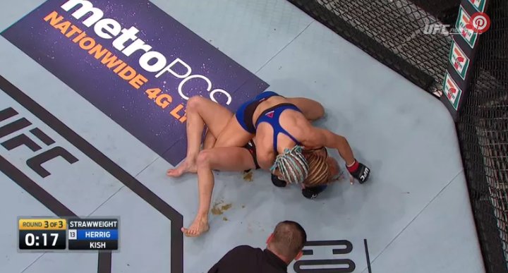 Kellycollege™ tweet media