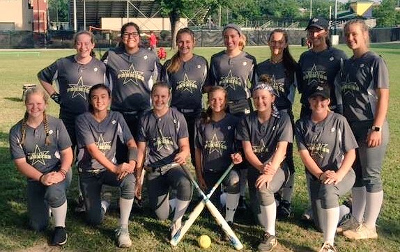 grichardson2002's tweet photo. Looking forward to Colorado Sparkler Jr this week w/ my girls! #2 #softball @ATLPremier02 @triplecrownspts @MercerUSoftball @UCCSSoftball https://t.co/9cCWj5M4FP