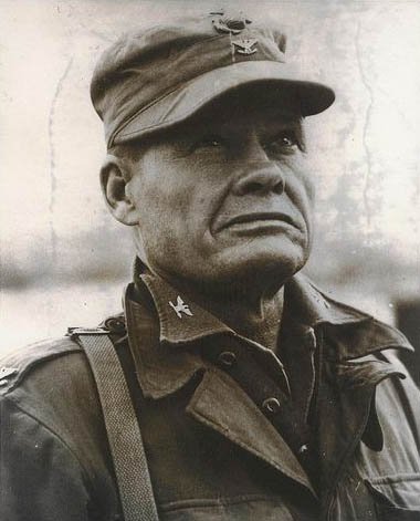 USMC's tweet photo. "Old breed? New breed? There's not a damn bit of difference as long as it's the Marine breed."

Happy 119th birthday, Chesty Puller! https://t.co/2slZDXmGoT