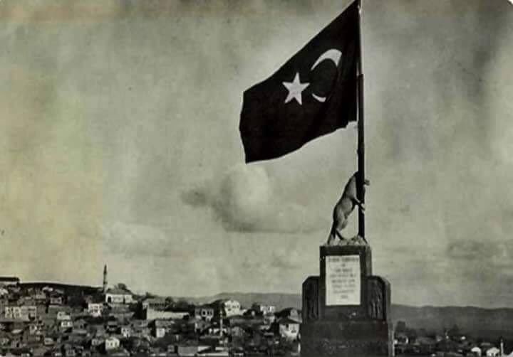 Tanrı Türk'ü Korusun ve Yüceltsin 
Yer: Hatay 🇹🇷
Fotoğraf: <a href="/arsivtarih/">Arşiv Tarih</a>