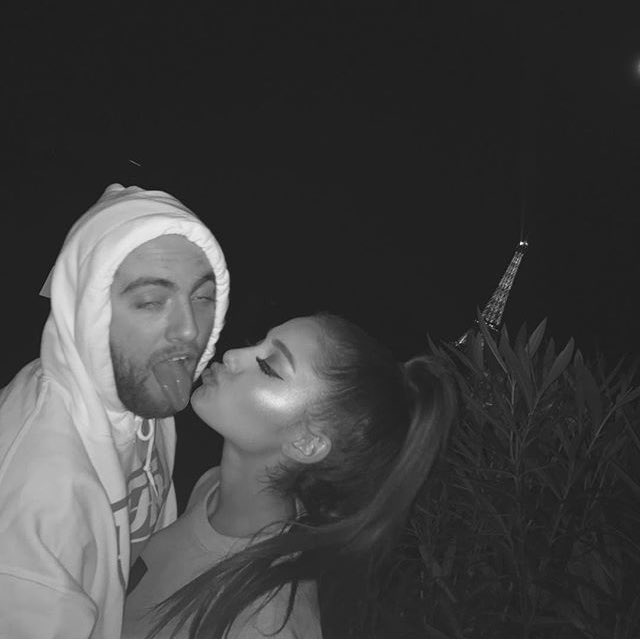 mrI0neIy's tweet photo. this is literally amazing the daddy mac miller and arianas highlight im shaking https://t.co/UcF69vv5AC