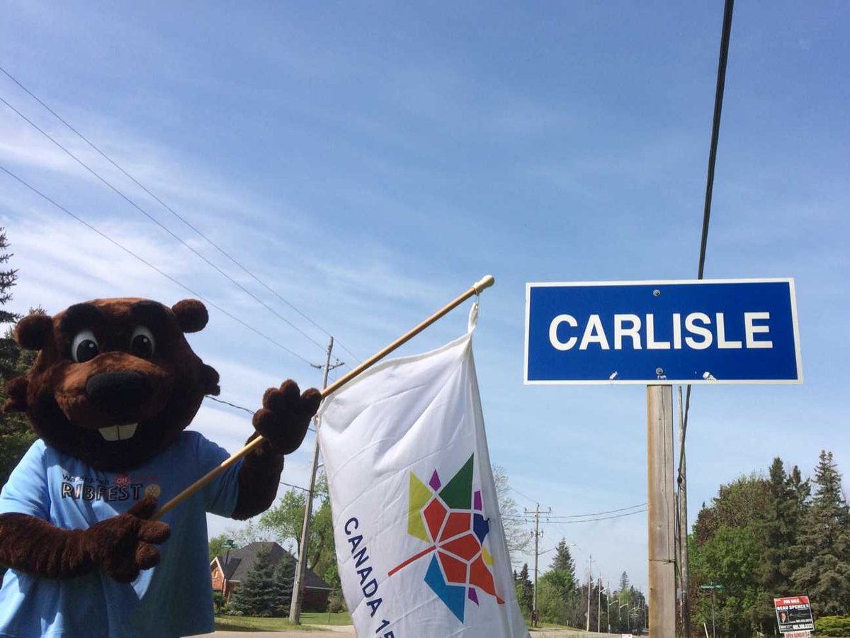 Waterdown150's tweet photo. Bucky waving the #Canada150 flag in #Carlisle. @OCanadaRibfest & #Loop150 are one their way #Flamborough! https://t.co/i1xznwMEt7