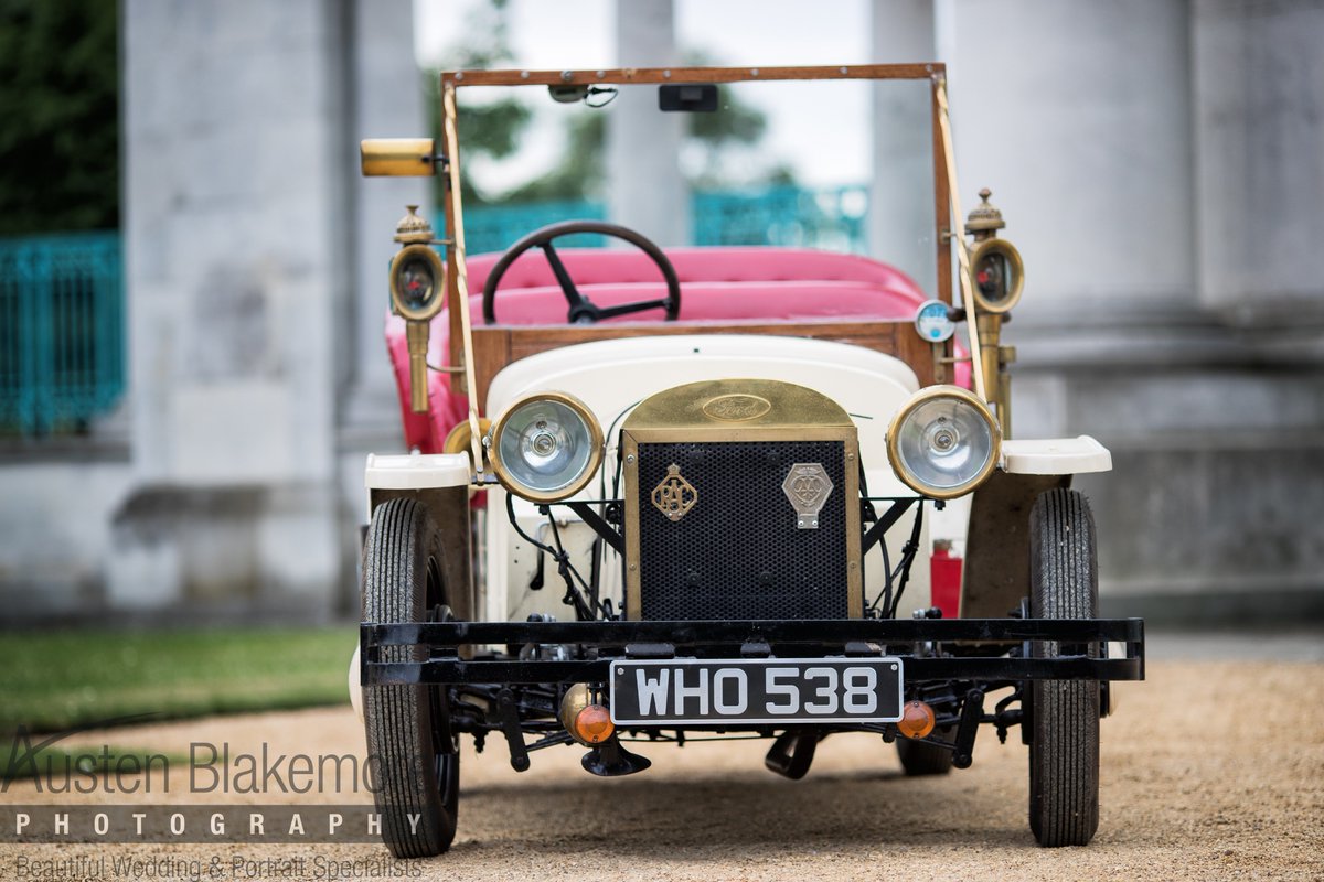 Available to #carhire for your #wedding #drwho <a href="/scrumptiouscars/">Scrumptious Cars</a>