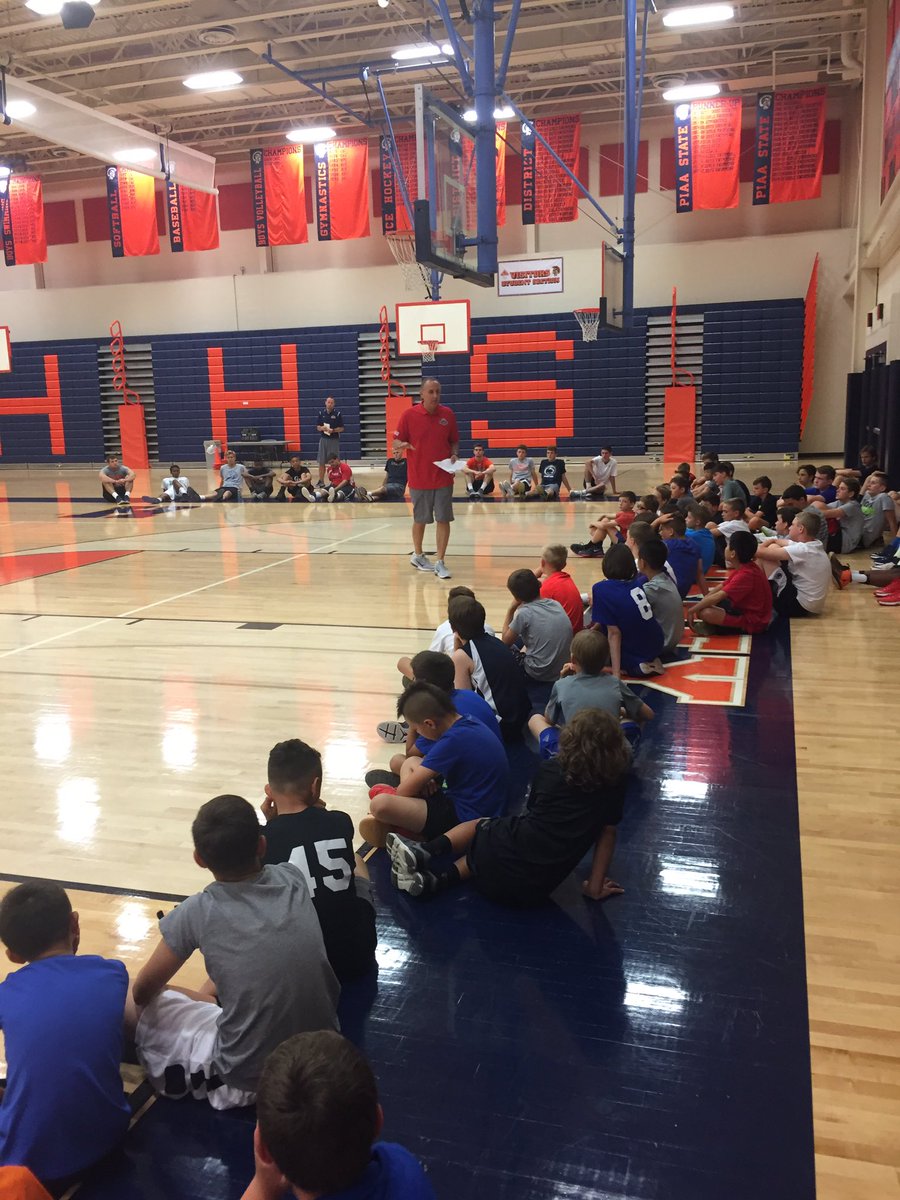 coachs717's tweet photo. A Huge Thank You! @P_Blackburn43 and Hershey Boys πfor having me speak at their camp today! #KeepWorkingUntil..... #GroundTruth https://t.co/62biF5s5j4