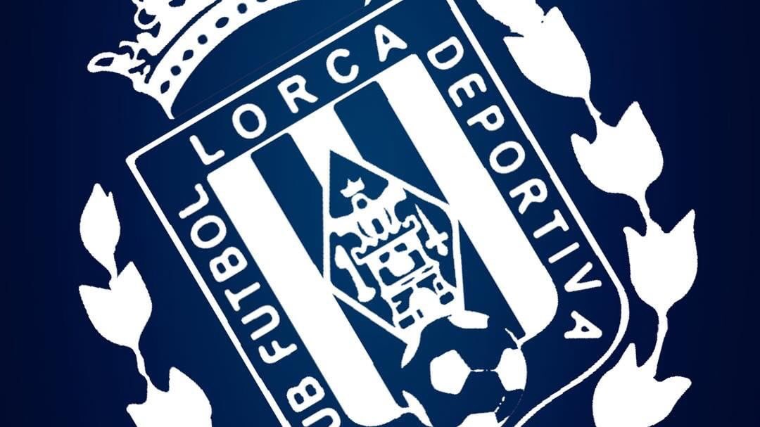 Gracias a todos los jugadores que han pasado esta temporada y que han defendido con honor este escudo.
El ascenso también es vuestro.