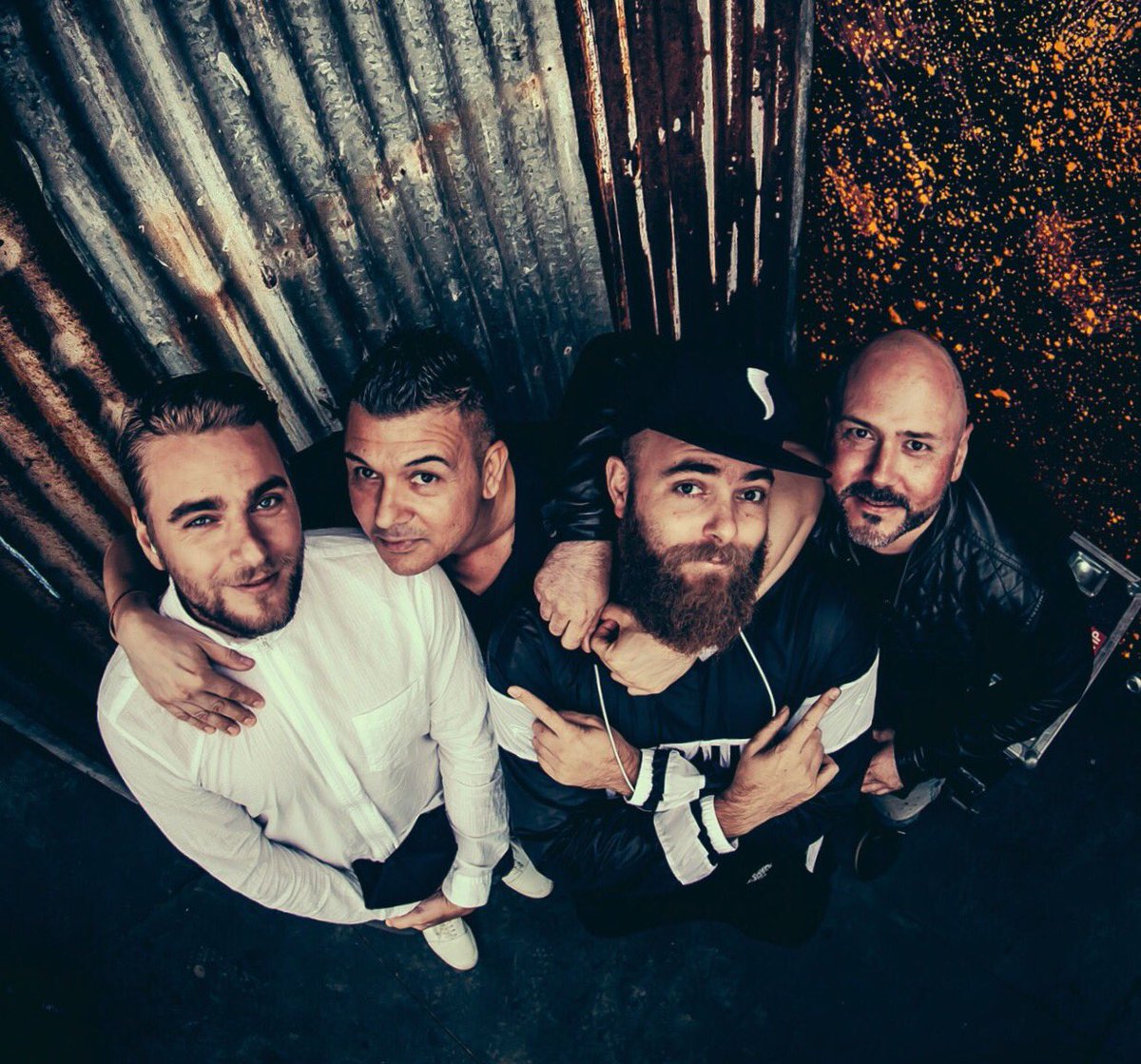 djTuneboy's tweet photo. #LEGENDS 🙌🏻
@djtechnoboy @SHOWTEK 
#defqon12017 #qdance https://t.co/Qiah3kOszf