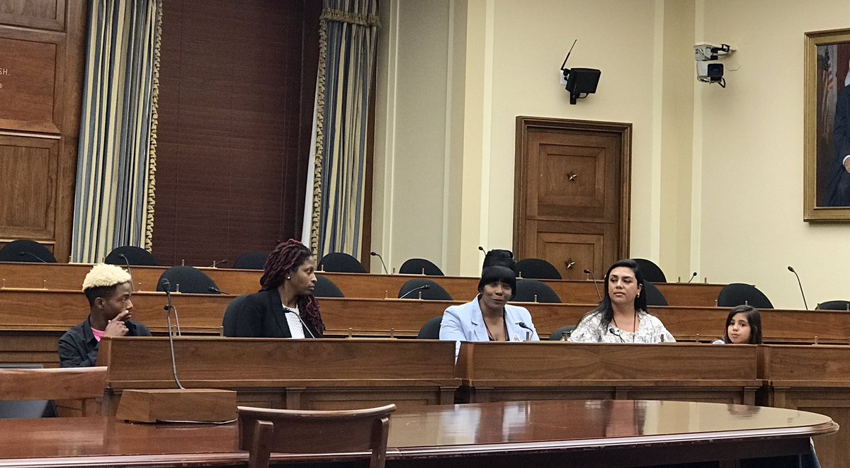 StacyBrocker's tweet photo. Dr Campbell kicking off the Dyslexia in Diverse Communities panel #decodingdyslexia #HillDays2017 #SayDyslexia #DecodingDyslexiaMD https://t.co/WztAcOf6kp