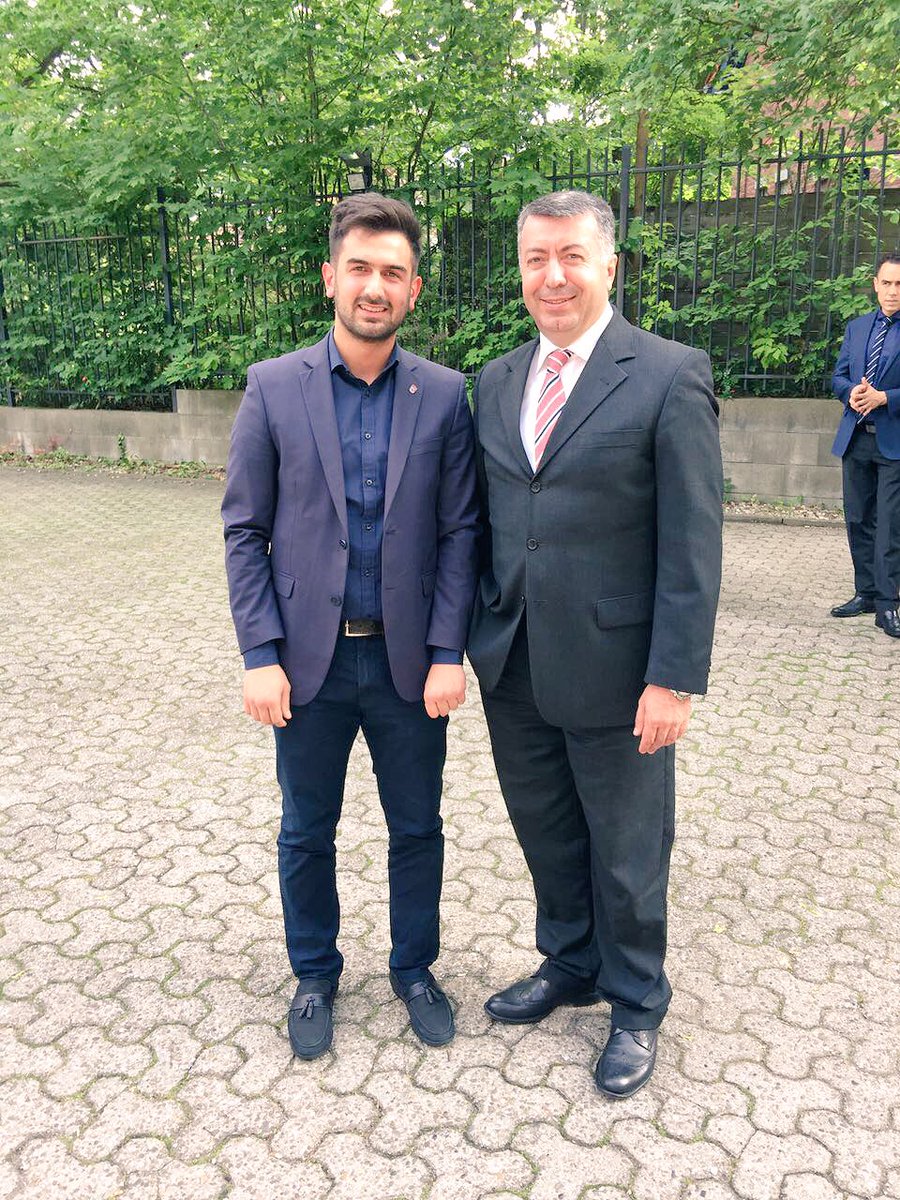 Bugün T.C Berlin Başkonsolosluğunun düzenlediği Bayramlaşma Törenine katıldık.