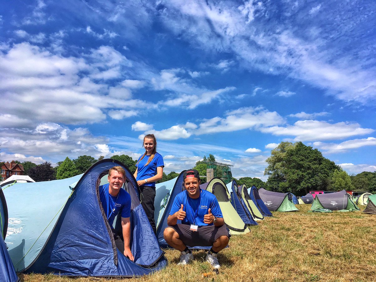YMCAFairthorne's tweet photo. Volunteers hard at it today preparing for the 18th birthday of the Young Carers Festival #ycf2017 #youngcarers @childrensociety https://t.co/ISntJpTGhz