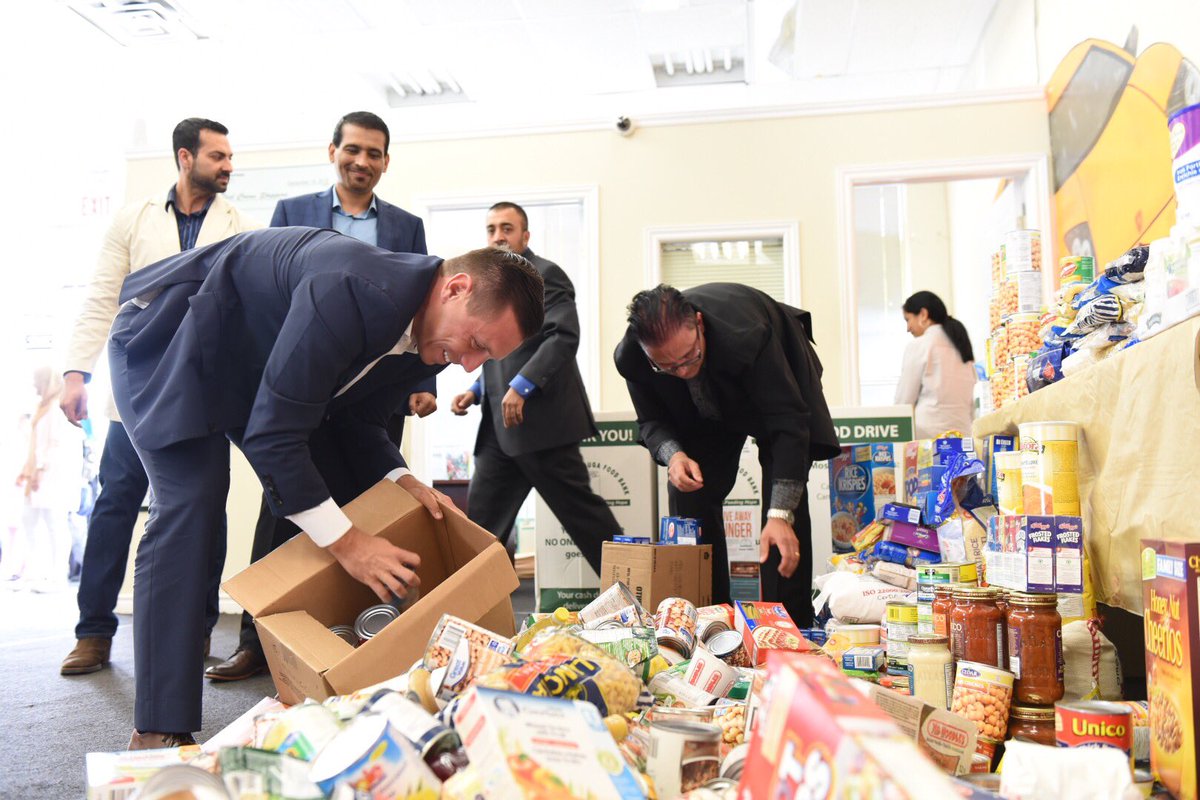 patrickbrownont's tweet image. Boxing up food for the @Food_Bank that we collected during #Ramadan with @AkhterPervez727 @RudyCuzzetto &amp;amp; @krasheedpc in Mississauga #onpoli