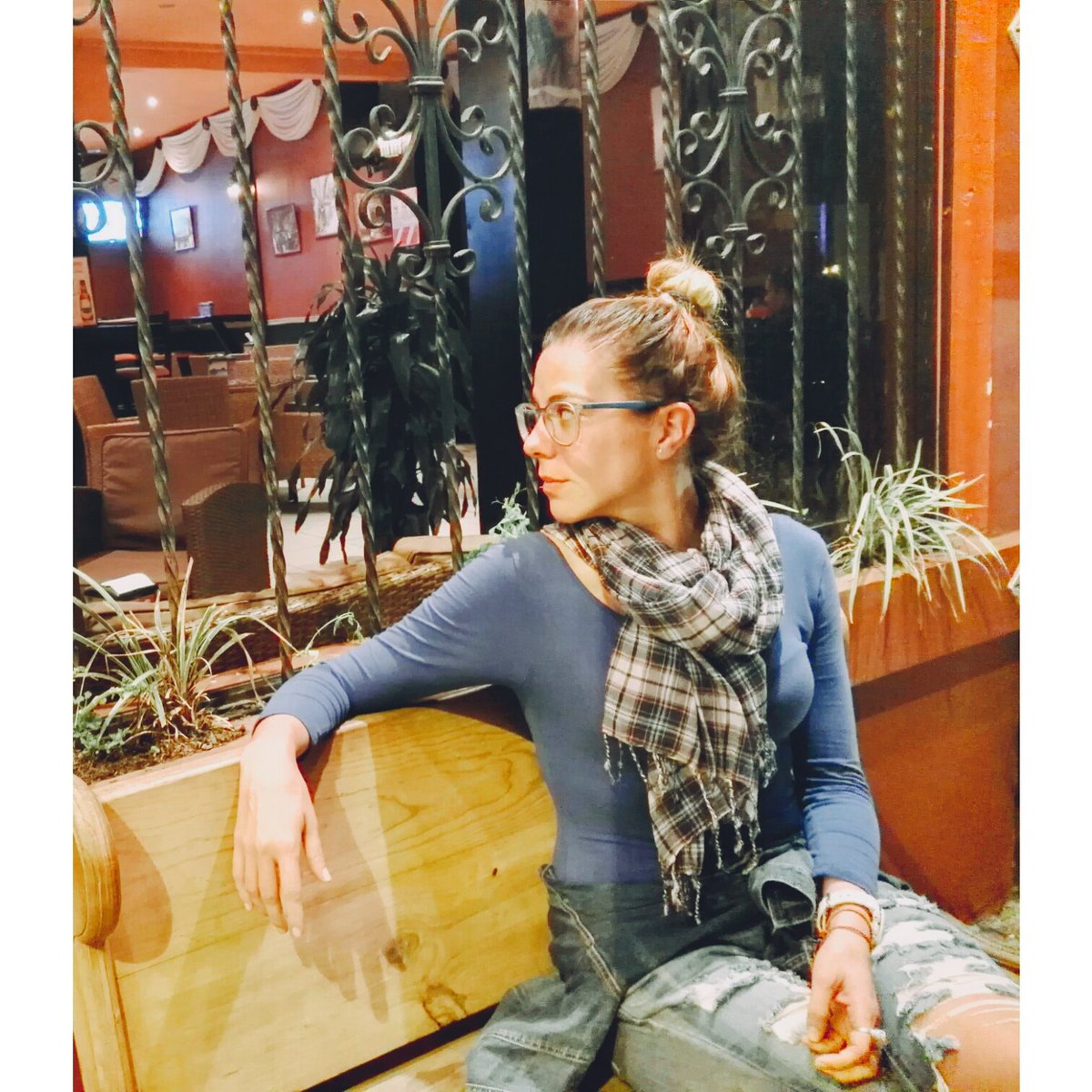 jime_benavides's tweet photo. #dimanche #Sortie #moi #soirée https://t.co/nx6BxuTvt4