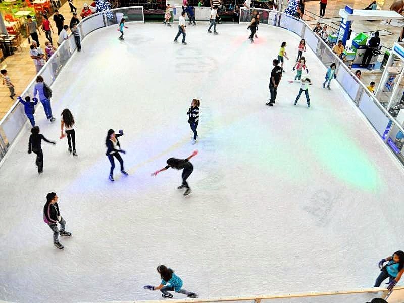 Recomendado de hoy es Patinar atrévete a vivir una experiencia refrescante junto a los que quieres &amp; congela los mejores momento #Unicentro