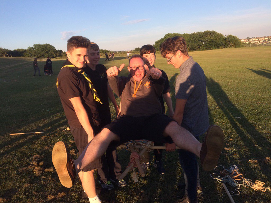 AndyPope12's tweet photo. Dc on a chariot, I must be fat, I broke two poles!! 😅 https://t.co/VN74YOPxr4