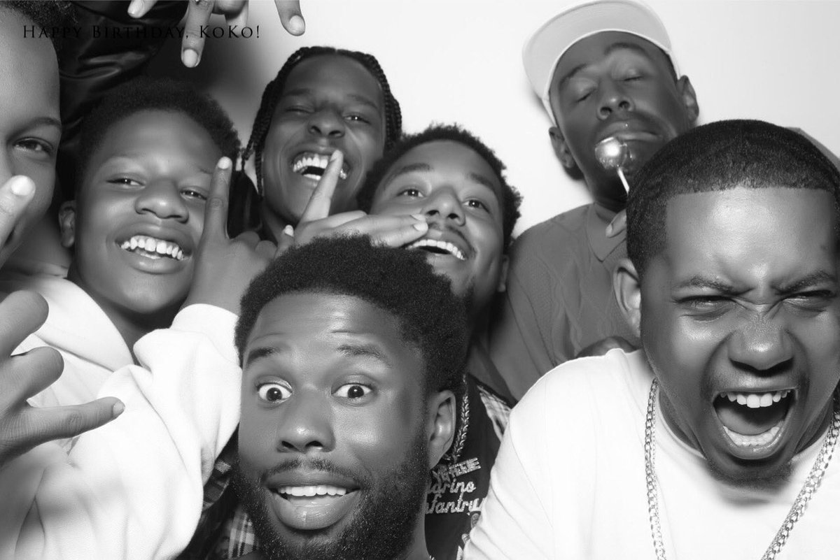 JasperDolphin's tweet photo. Last night https://t.co/43UBmAEYmA