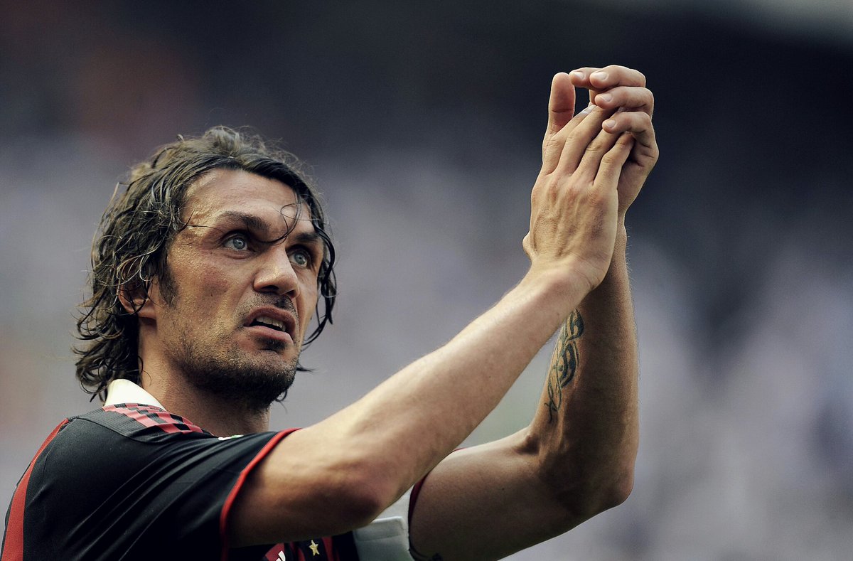 FutInformaBR's tweet photo. Feliz aniversário, Paolo Maldini!

• 1028 jogos disputados
• 25 títulos conquistados
• 40 gols marcados https://t.co/R7sZ2MgsIg