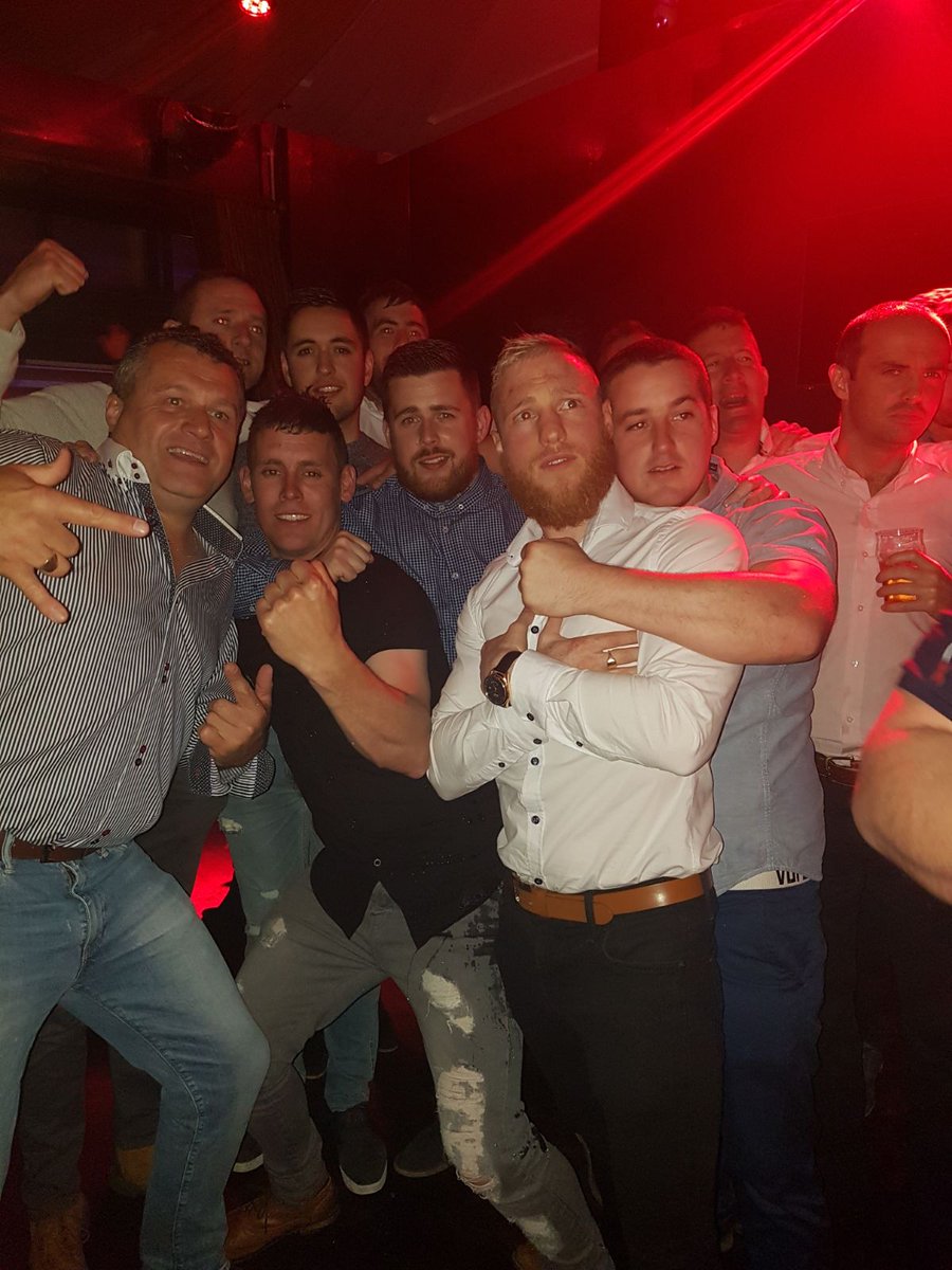 raymoylette's tweet photo. The lads from the west taking over @CopperFaceJacks the weekend. #Fightafterparty #Viptreatment #SugarRay https://t.co/7K7AbJI1BF