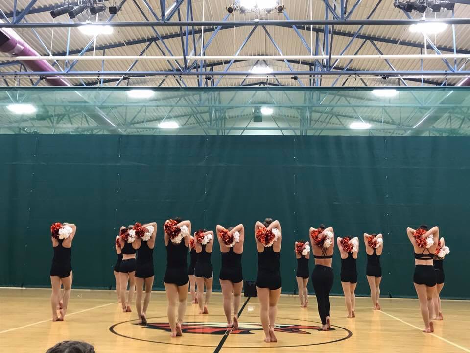 Prairie Poms tweet media