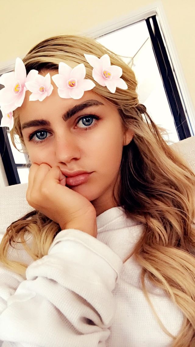 MadisonLouchMx's tweet photo. 😍👑👱🏻‍♀️🌸 @MadisonLouch https://t.co/CBOuYeJlZn