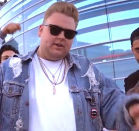 Sharpp's tweet image. Heading out tonight. Peep the fit