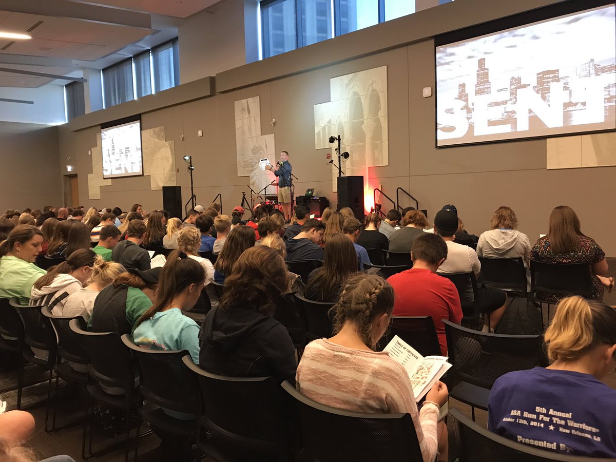 sendchicago's tweet photo. Excited to see what God will do this week with students willing to serve & be used by Him @LoneOakFBC @fbcpaducah #sent2017 https://t.co/WaRmoBduXI
