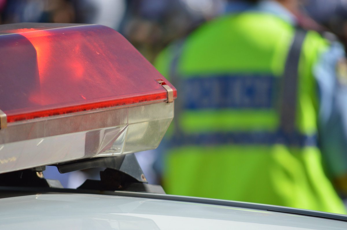 Police respond to urgent morning call out for vehicle fire.
