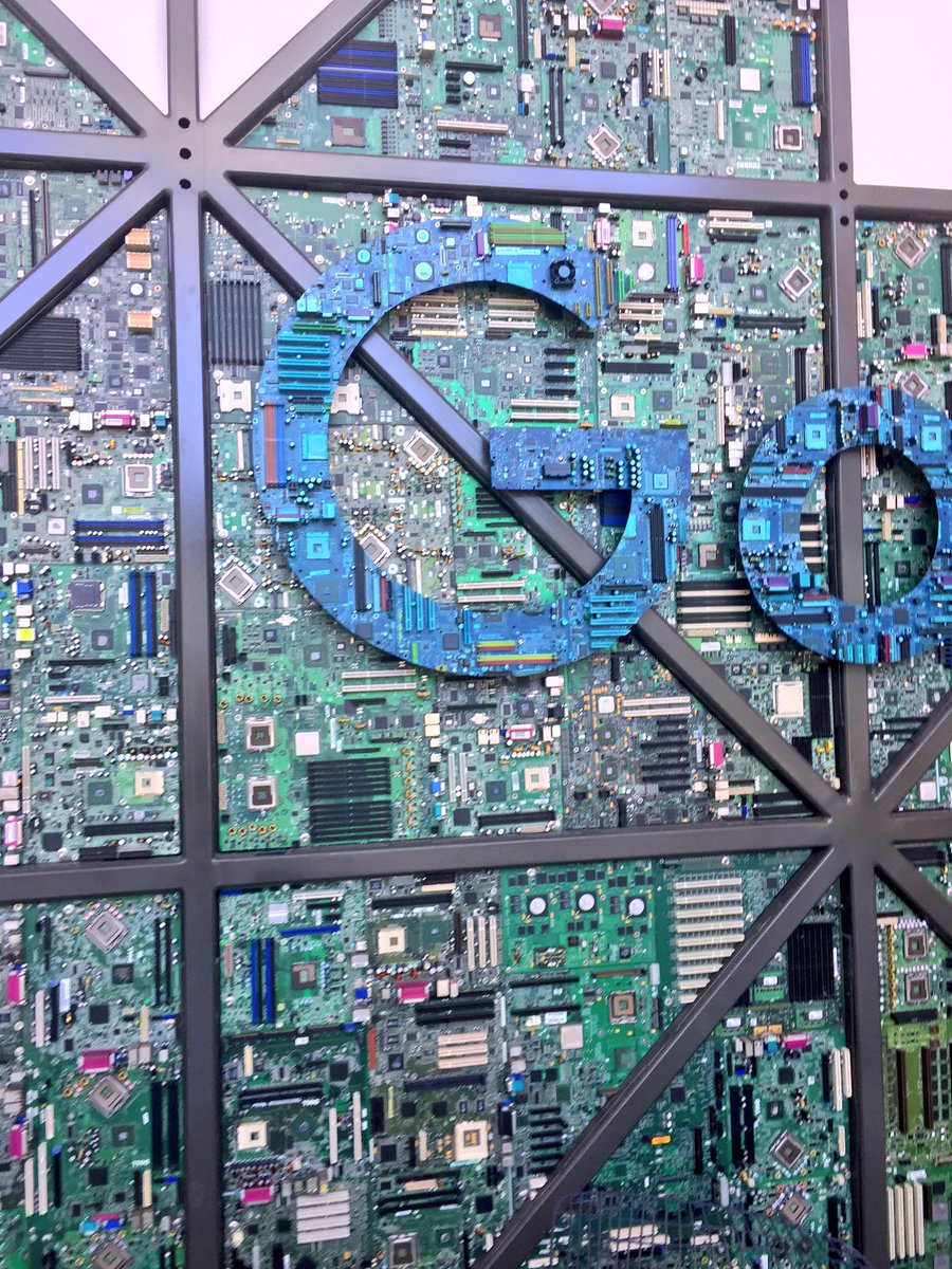 JosephJacks_'s tweet image. Google&apos;s new Sunnyvale campus lobby is 💥