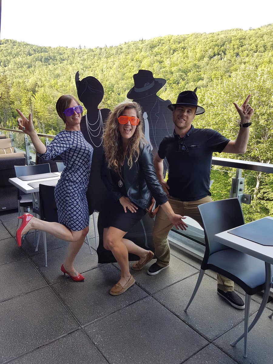 mkpellerin's tweet photo. Belle soirée au Casino! Cocktails et découverte de nouveaux jeux 😄 #casinotremblant https://t.co/atyhVQc7ME