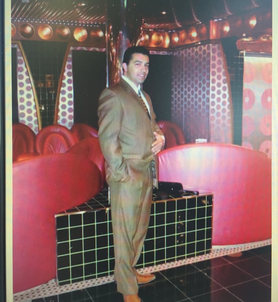 stevenellis2323's tweet photo. #Lasvegas #mob couple @TLC #Sincityrules #luckyluciano grandson #TomHanley #Lasvegas #mobboss #AmyHanley #mobwives @etnow @Bravotv #Mobtimes https://t.co/Bmu5A8RgdV