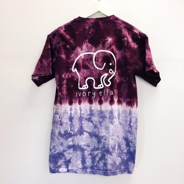 shopivoryella's tweet photo. ✨ PSA ✨

We've restocked our Tie-Dye Ombre Classic Tee! 💙💜🐘

Shop 👉 https://t.co/1wYSJiRFdD ✌️ https://t.co/HjrIj1eHzI