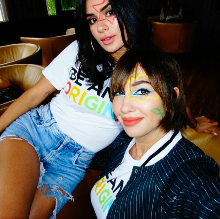 flaritzabr's tweet photo. NÃO ACREDITO QUE ME APAIXONEI OUTRA VEZ POR DIANE GUERRERO E JACKIE CRUZ https://t.co/FGWgZnC879