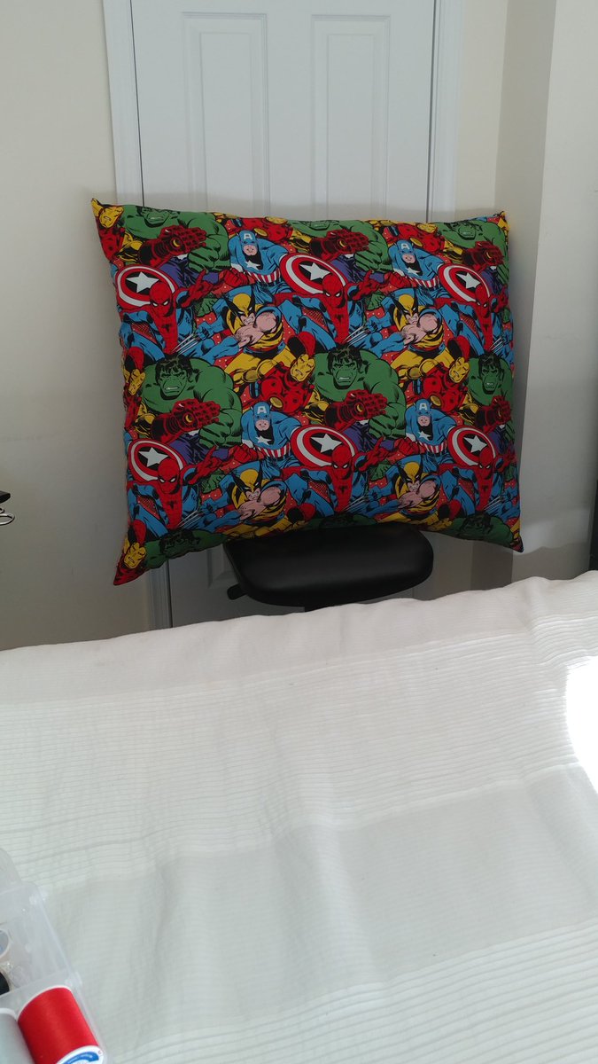 Bisheaba's tweet photo. a Hulk size pillow for a Hulk sweetheart #plush #comics #marvel #marvellegends #hulk #ironman #captainamerica #comicbooks https://t.co/58gS90wDtM