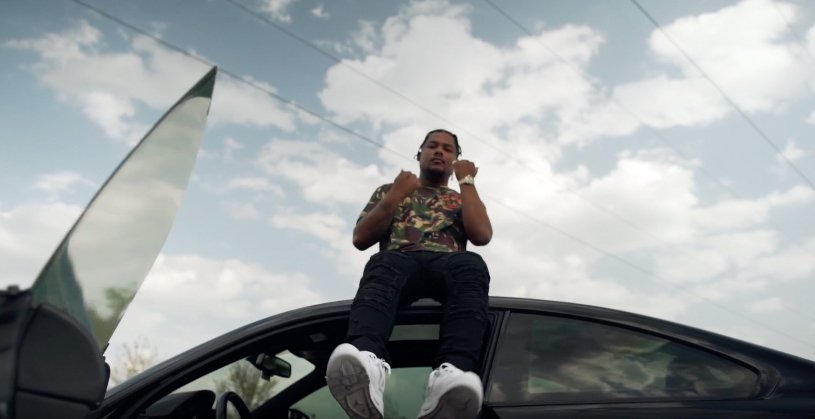 TorontoRappers's tweet photo. [HOT NEW VIDEO] $eptember--Nascars https://t.co/nbpVd5nWxc via @TorontoRappers @itsREYADH @shotbydolo https://t.co/kCXzf5lls0
