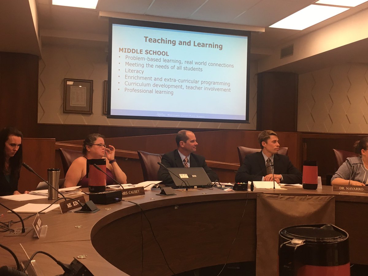 RebeccaOnBoard's tweet photo. Exciting things happening @MCPS in Science! ❤️project based learning 2develop critical thinkers! @mocoboe @BCCprin #EasternMS @SouthLakeES https://t.co/dunoh8ml69