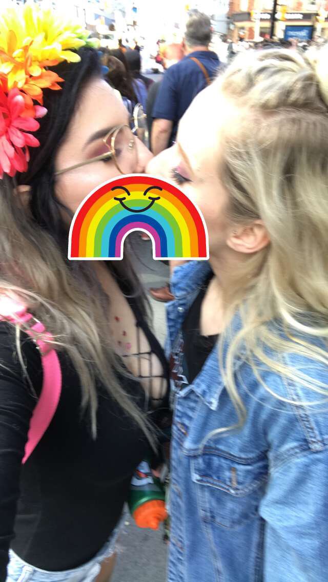 notemiliem's tweet photo. ππ³οΈβππ― #TorontoPride2017 // 3rd year/best year #LoveIsLove https://t.co/bm5HKlAp5Q