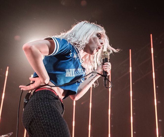 NZparamore's tweet photo. people: Paramore have changed

hayley/us: pARAmorE hAvE ChaaAaANgeD https://t.co/pFoWifE4nH